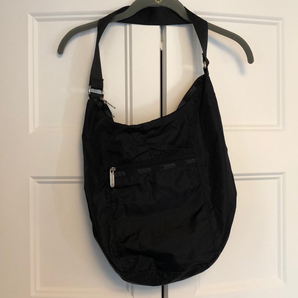Bucket crossbody/shoulder bag